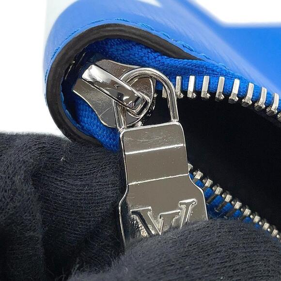 LOUIS VUITTON Blue Clutch Bag - Picture 13 of 16